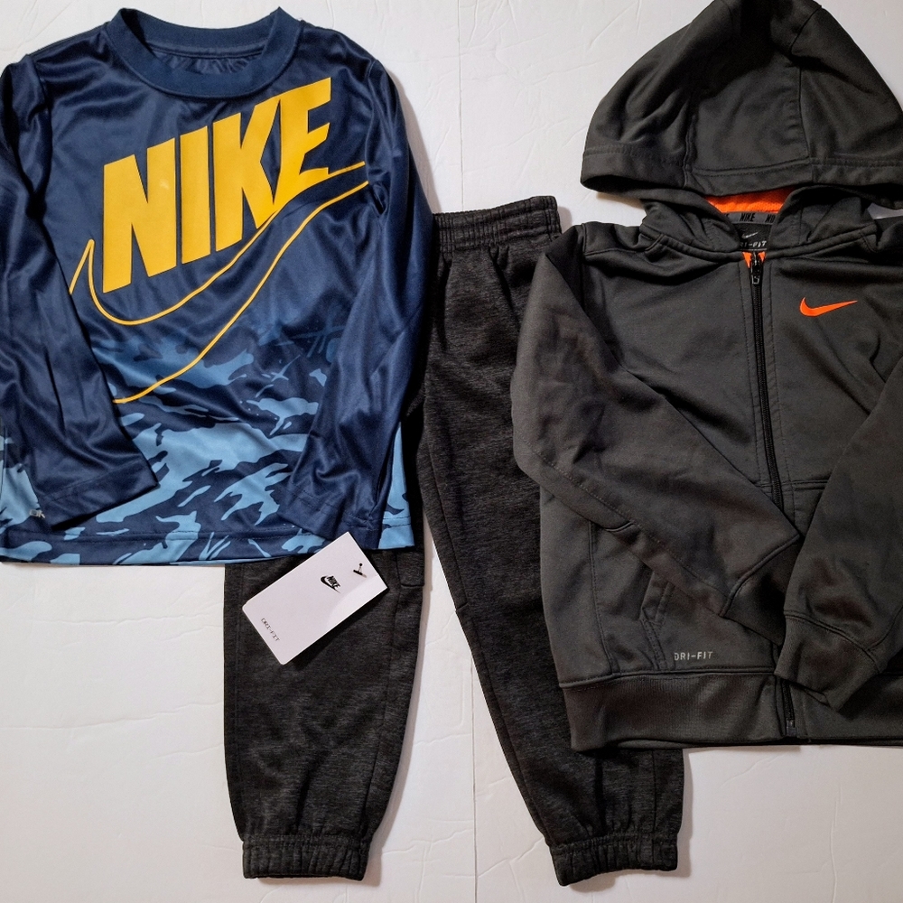 Boys Nike Top/Pant 4 & Nike 5 Jacket
